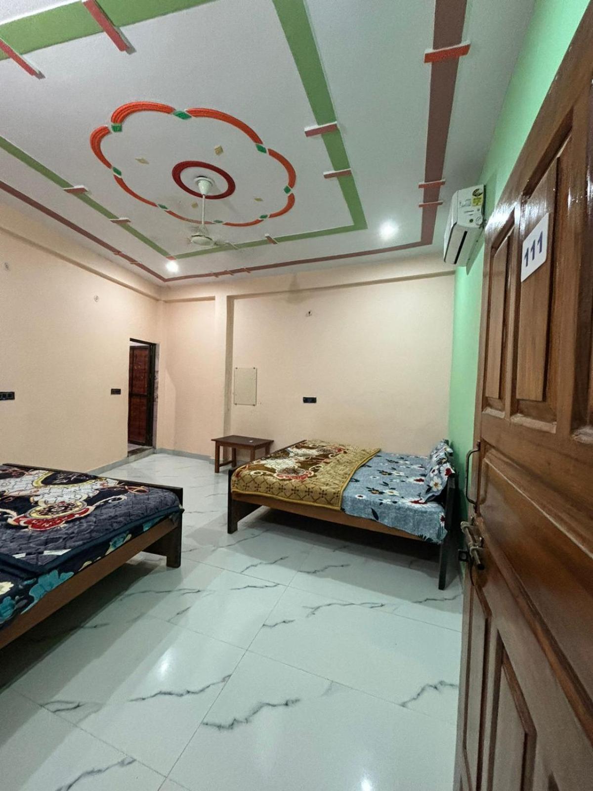 Chandrika Palace 500 Meter From Ayodhya Railway And Ram Mandir エクステリア 写真